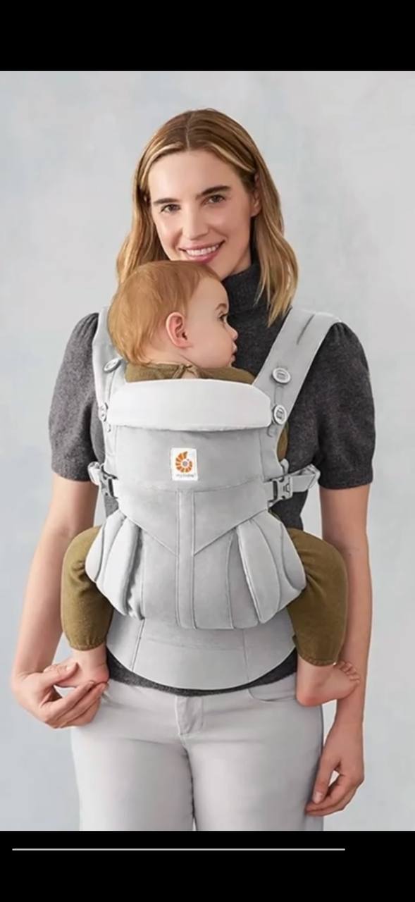 Ergobaby Omni 360 Baby Carrier – All Position Carrier with Lumbar Support (Pure Black)